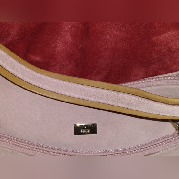 💗Vintage Gucci Pink Suede Shoulder Bag❣️ - Picture 11 of 16